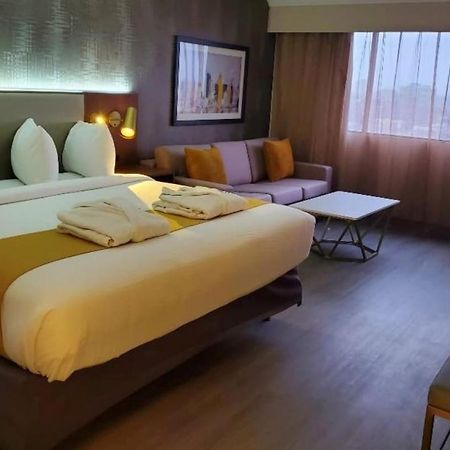 Atlantica Hotel Халифакс Екстериор снимка
