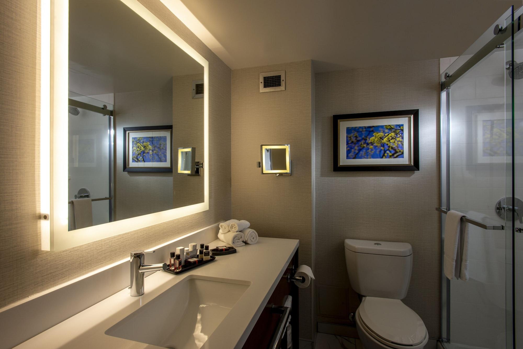 Atlantica Hotel Халифакс Екстериор снимка