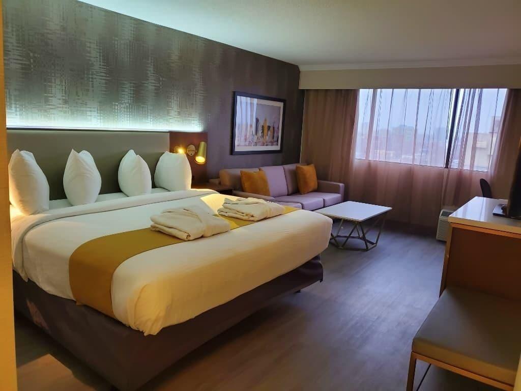 Atlantica Hotel Халифакс Екстериор снимка