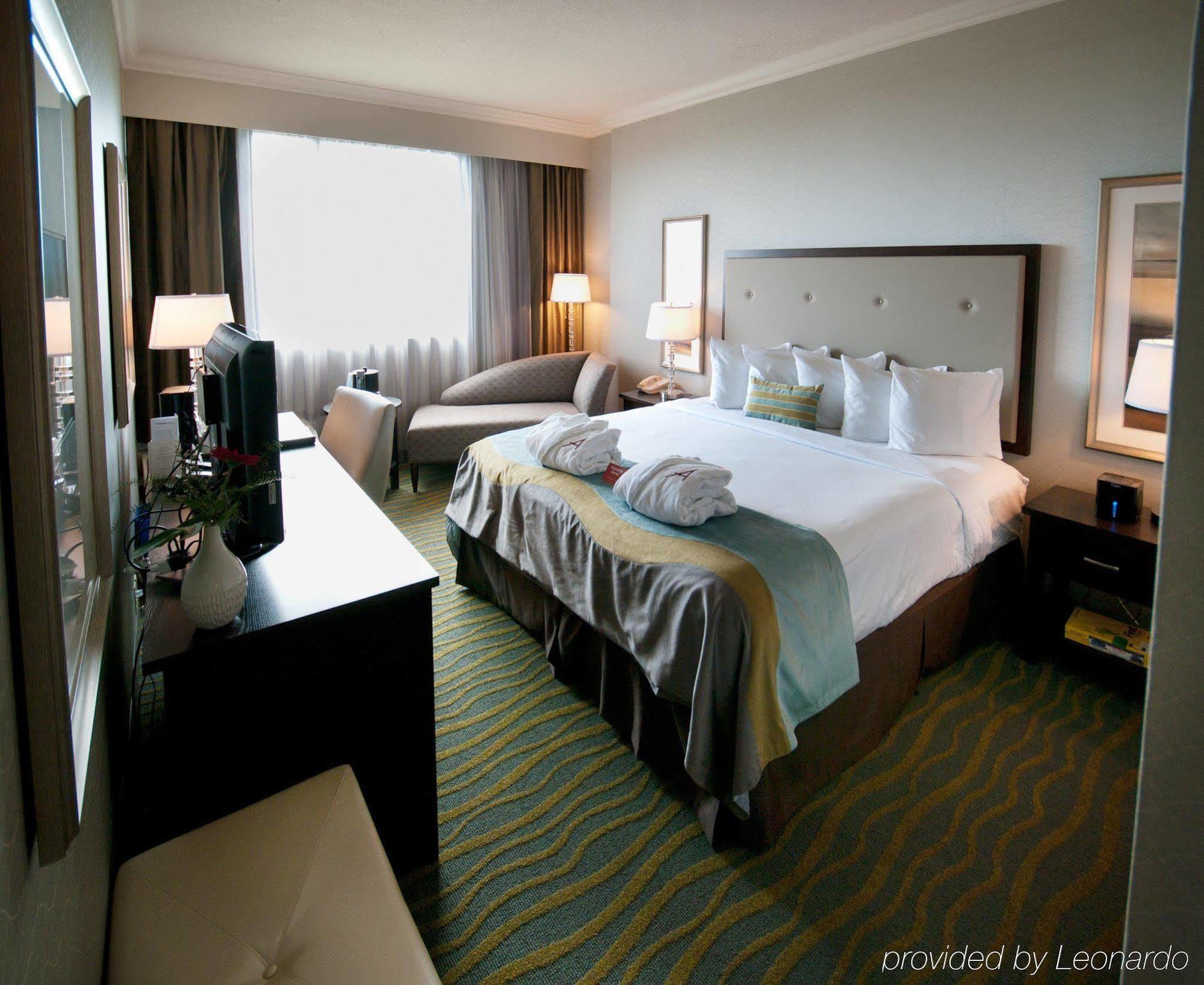 Atlantica Hotel Халифакс Стая снимка